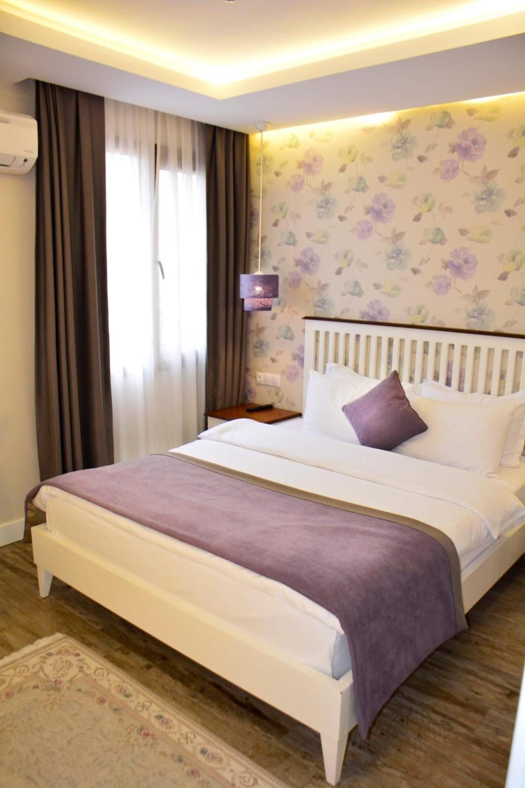 Focamor Otel Yenifoca Buitenkant foto