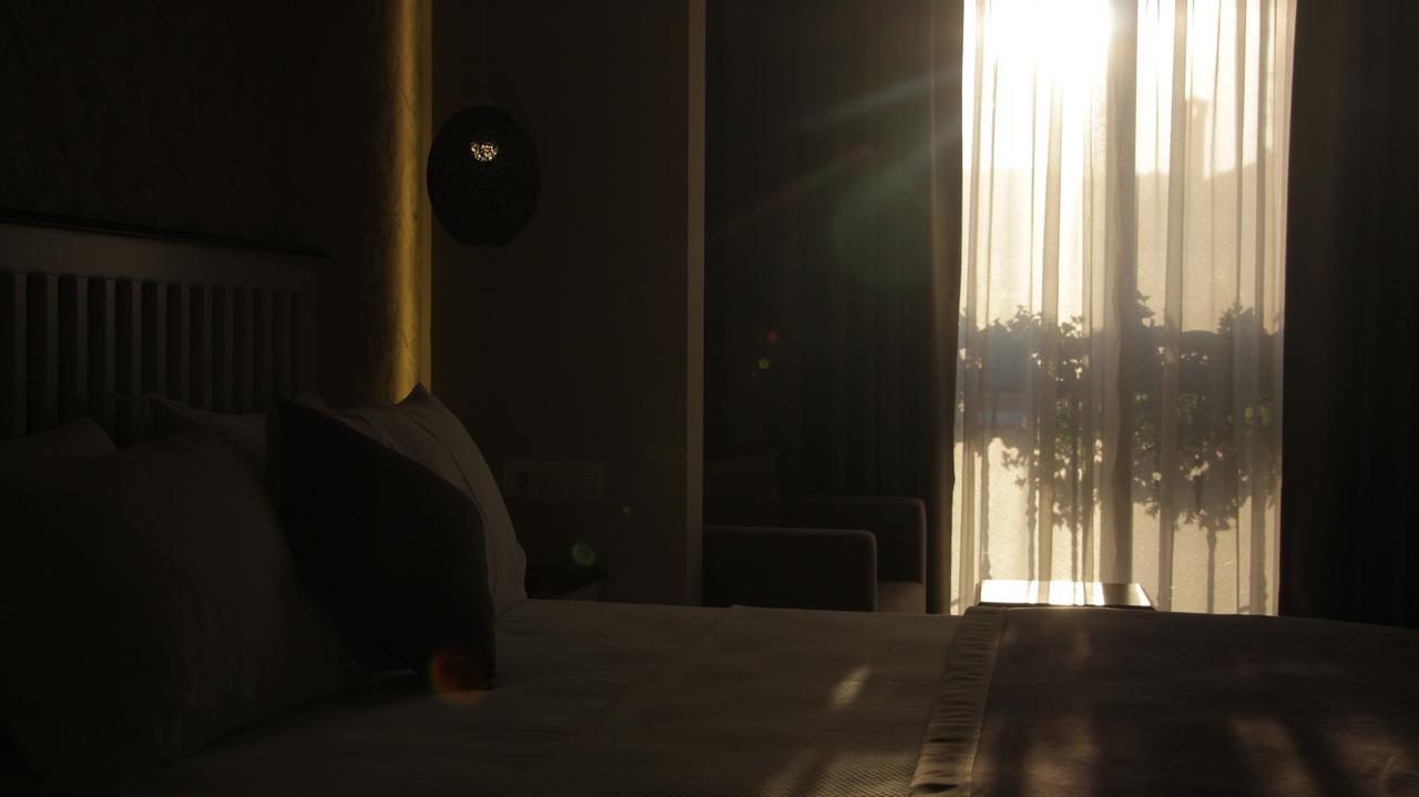 Focamor Otel Yenifoca Buitenkant foto