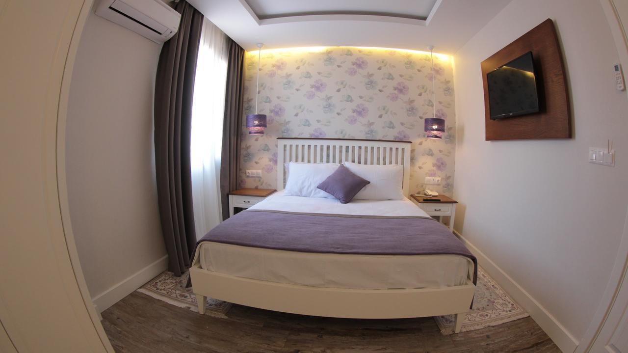 Focamor Otel Yenifoca Buitenkant foto