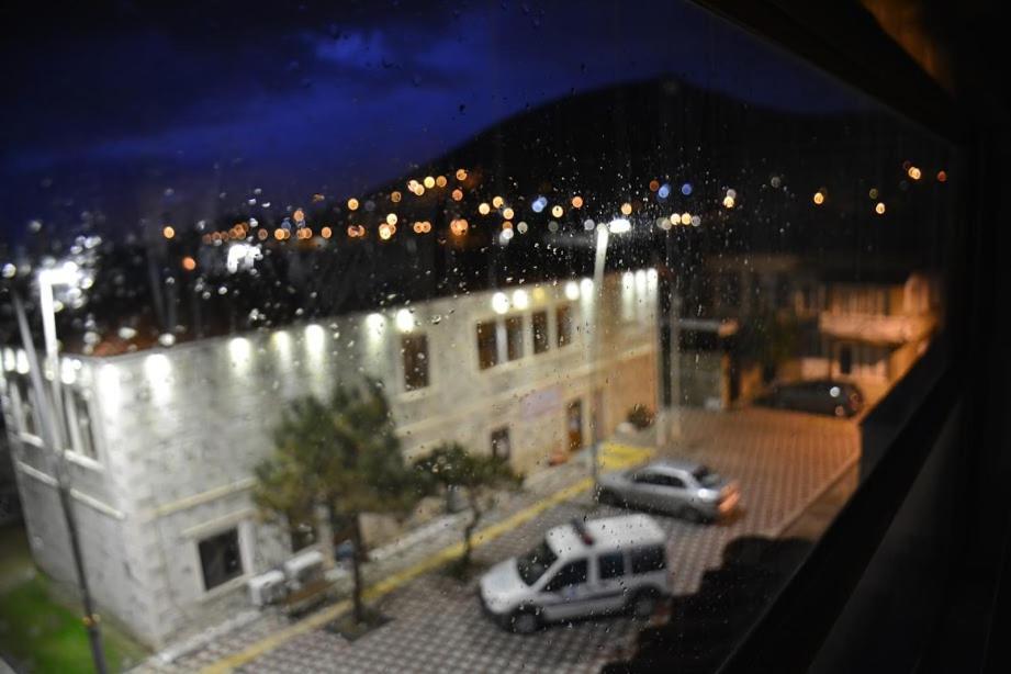 Focamor Otel Yenifoca Buitenkant foto